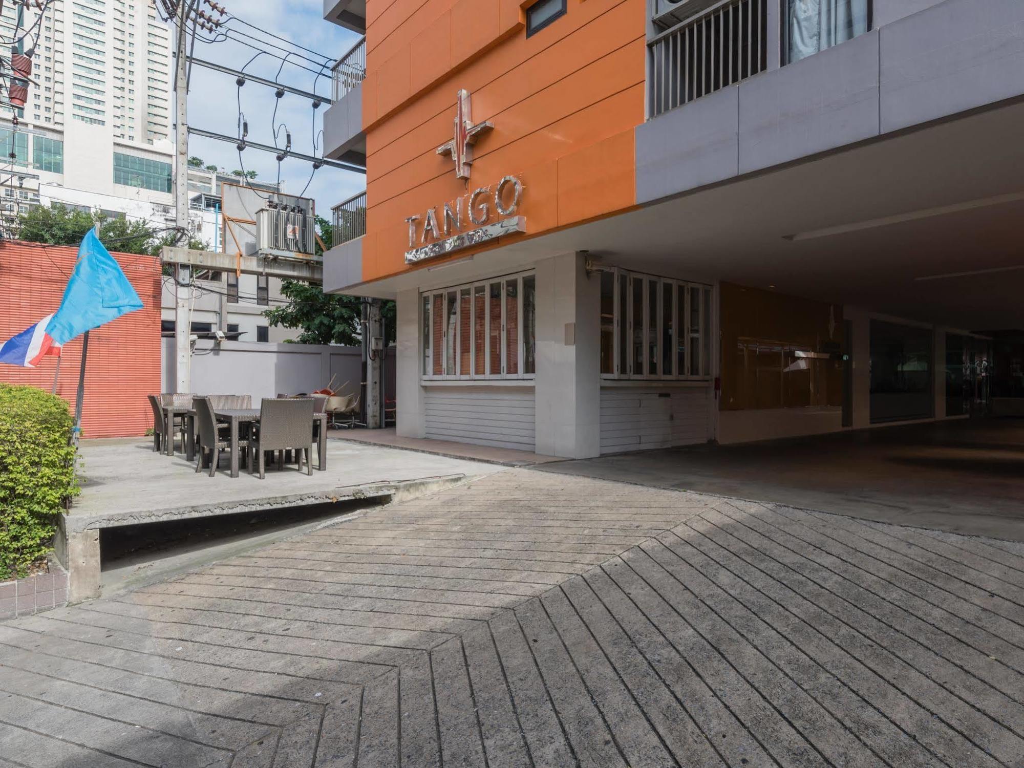 Tango Vibrant Living Hotel - Sha Extra Plus Bangkok Exterior photo